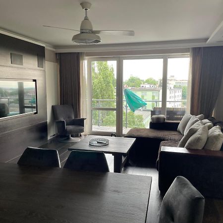 3Bedroom Smarthome Apartment Zielona Gora  Exterior photo