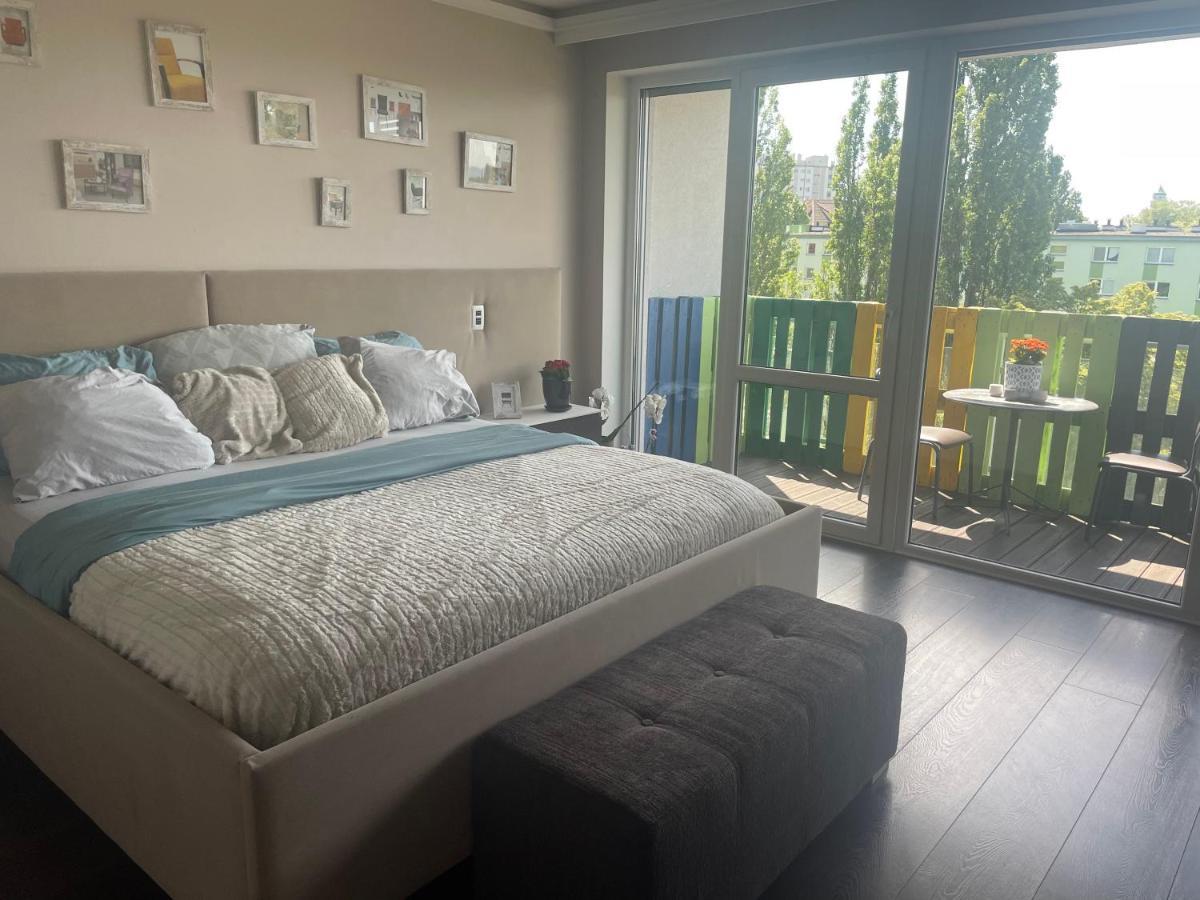 3Bedroom Smarthome Apartment Zielona Gora  Exterior photo