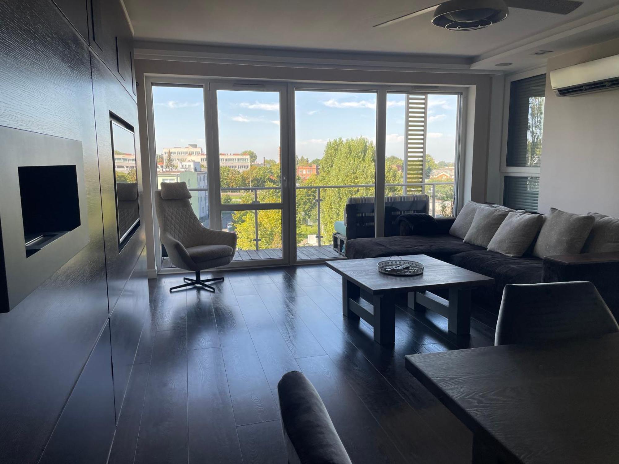 3Bedroom Smarthome Apartment Zielona Gora  Exterior photo